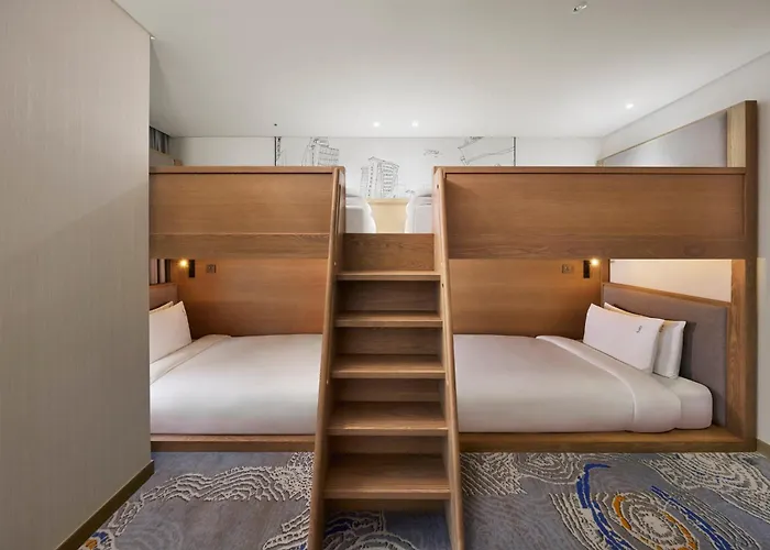 Hotel Express Hongdae By Ihg 4*